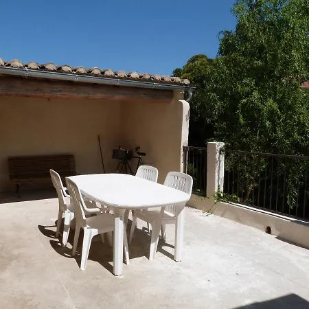 La Remise 펜션 Le Cailar